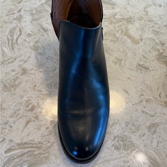 Women’s Frye Melissa Black Bootie/Shootie - Picture 6 of 12